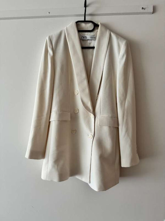 Zara hvítur blazer