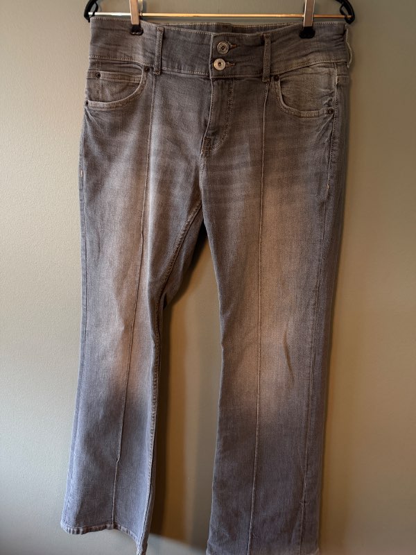 Bershka gráar gallabuxur