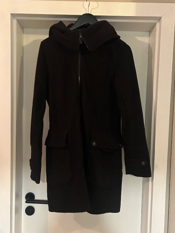 aims black flis jacket