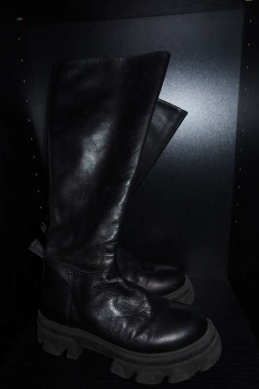 Steve madden boots