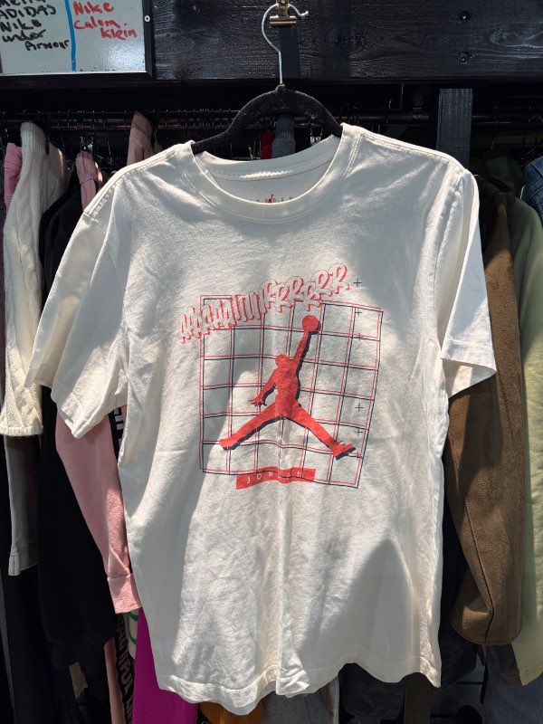 Nike Jordan stuttermabolur hvítur