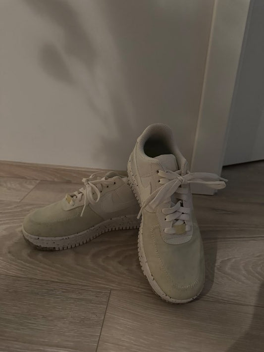 Hvítir nike air force