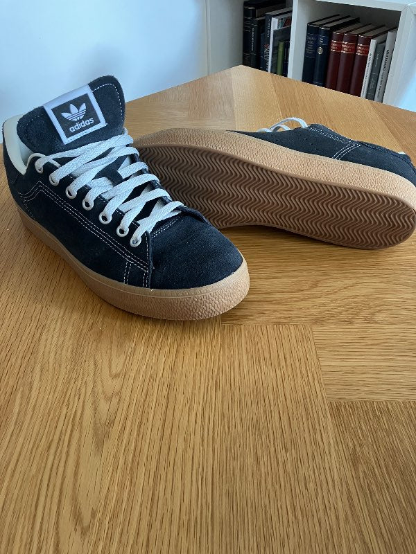 Adidas stan smith svartir