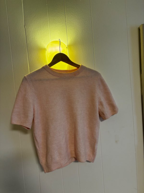 Bleikur knitted bolur