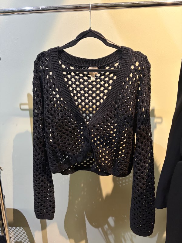 H&M golla götótt