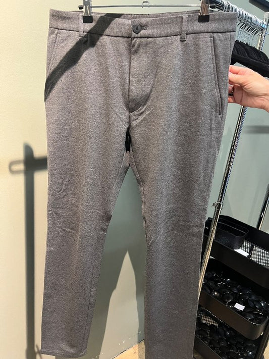 Hugo Boss ullarbuxur