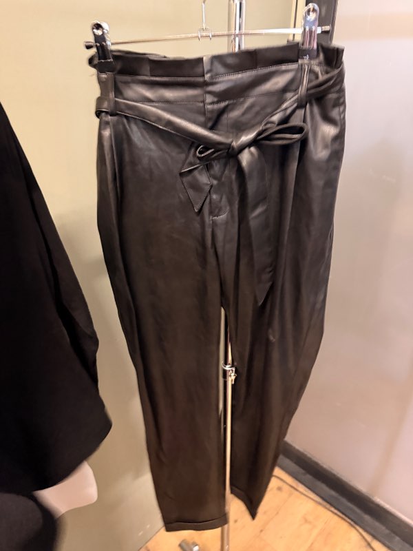 Pleðurbuxur