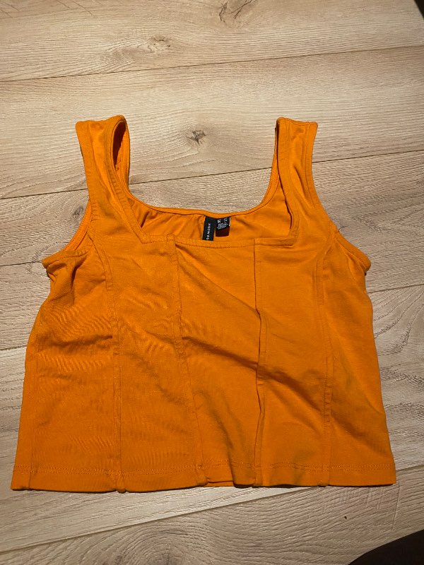 vero moda toppur