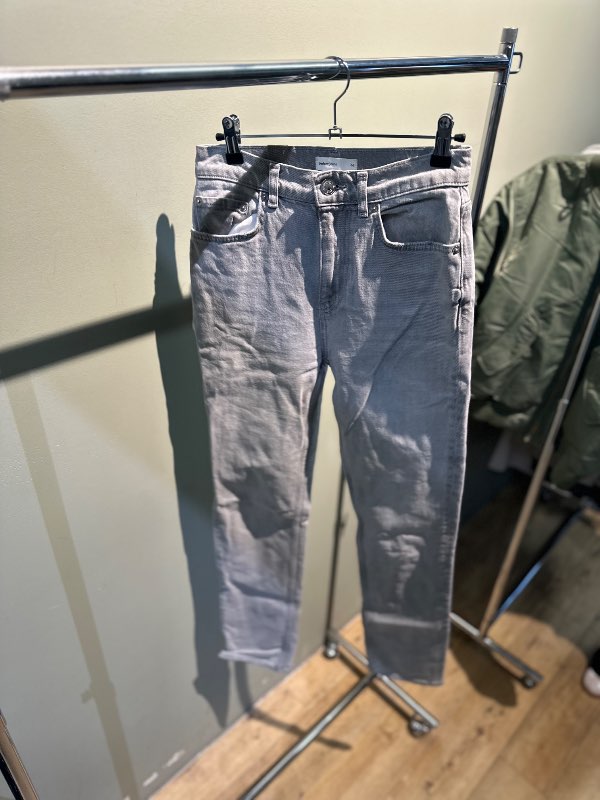 Gina tricot gráar perfect jeans slim