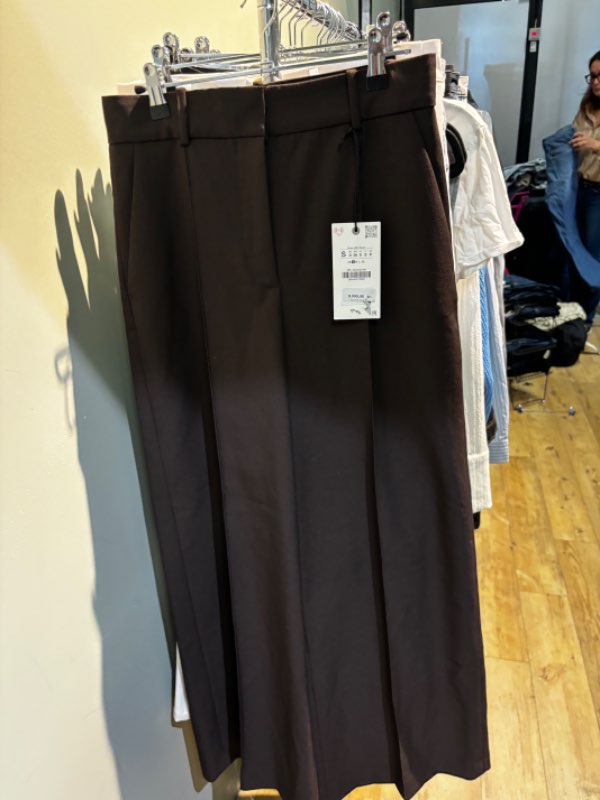 Brúnar suitpants