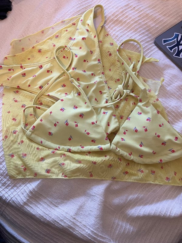 Bikini sett gult bloma