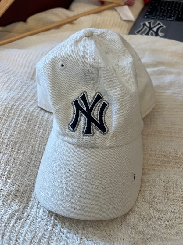 NY derra Hvít