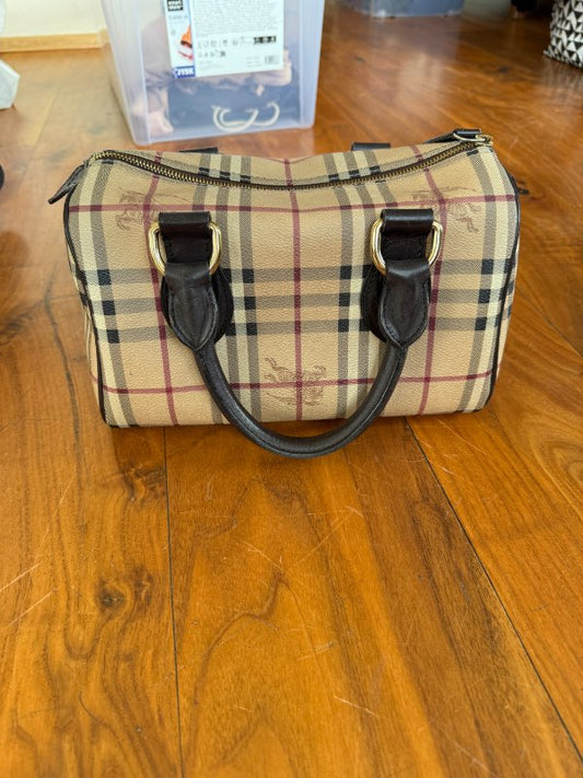 burberry taska
