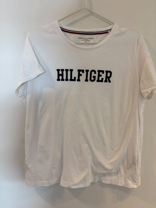 Tommy Hilfiger bolur