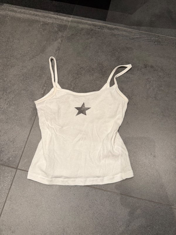 Tank top með stjörnu frá urban outfitters