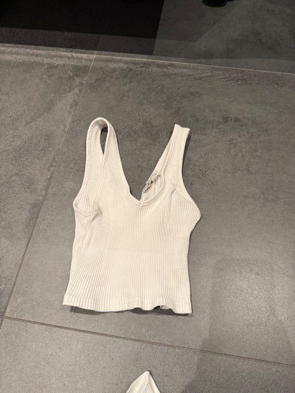Hvítur tanktop