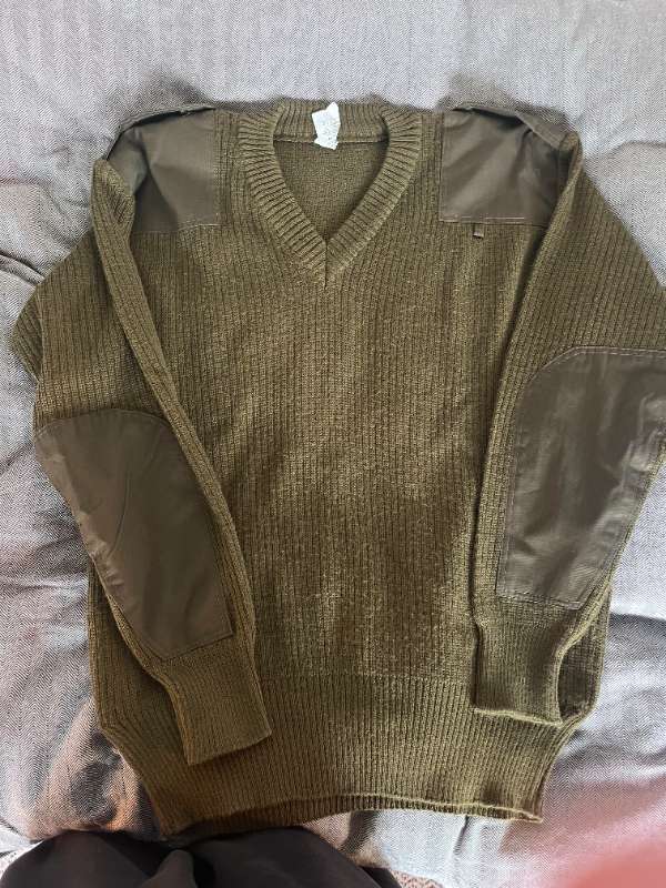 Vintage ómerkt ullarpeysa