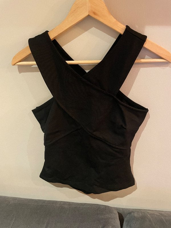 H&M svartur toppur opið bak