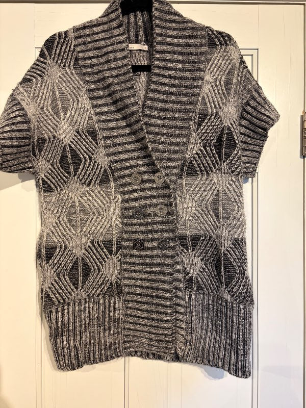 Karen Millen vesti, St.4