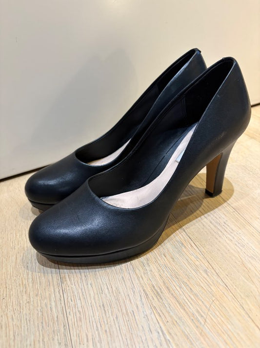 clarks hælaskór svartir