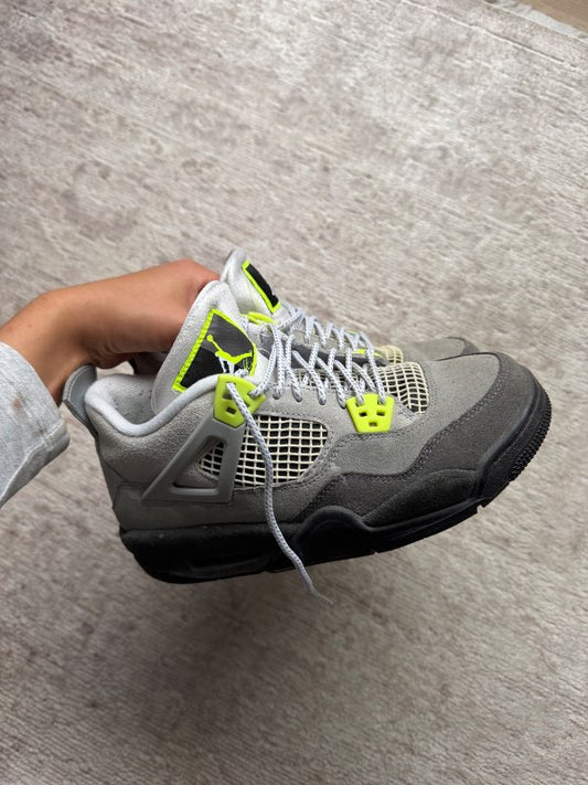 Jordan 4