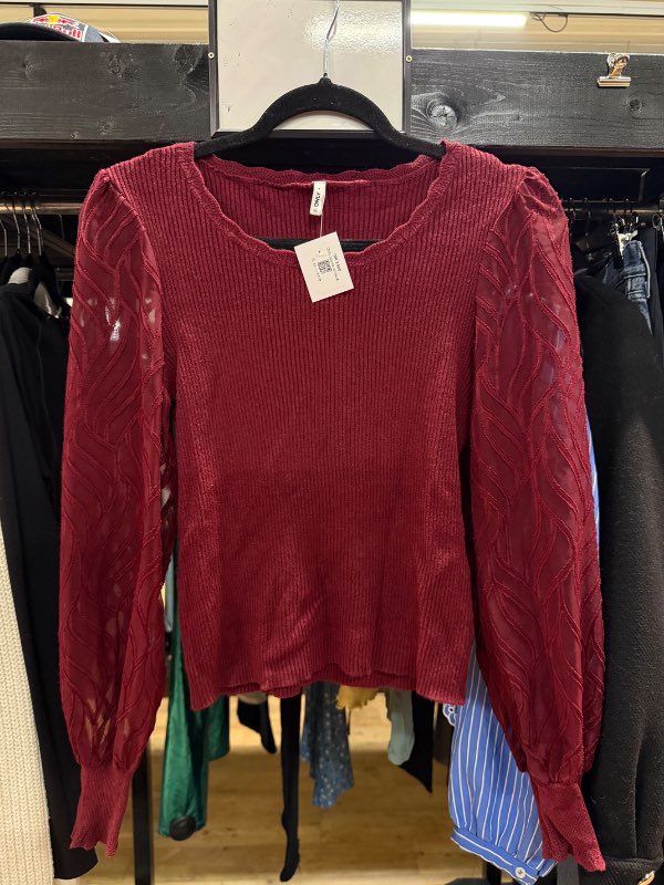 Only peysa vínrauð