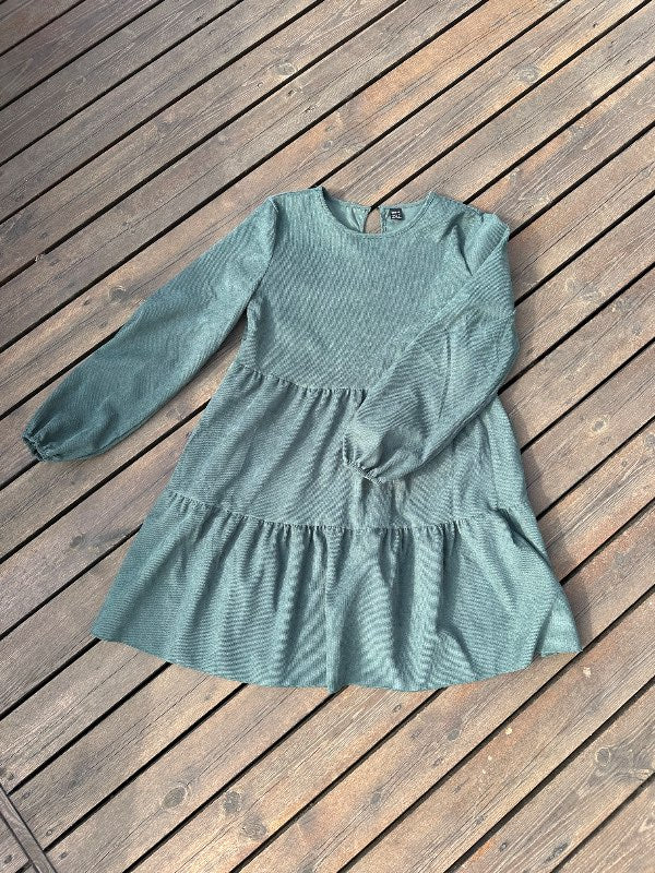 Shein grænn kjóll