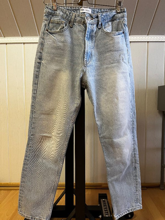 Zara ljósar mom jeans
