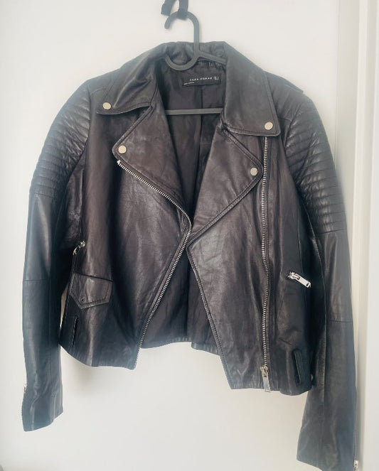 Zara pleðurjakki medium