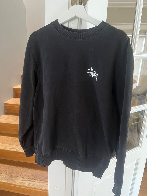 stussy peysa