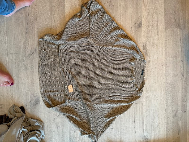 Poncho peysa beige new