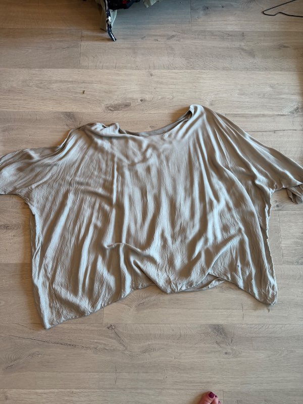 Skyrta beige