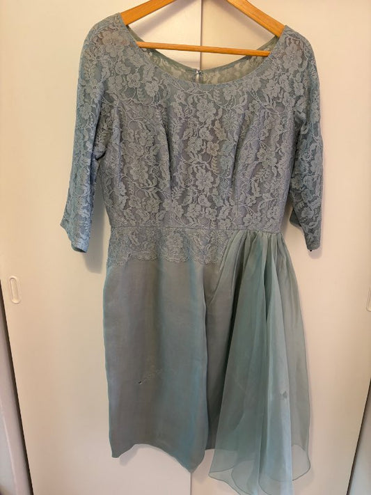 Vintage blúndu kjóll