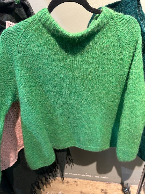 Peysa grasgræn