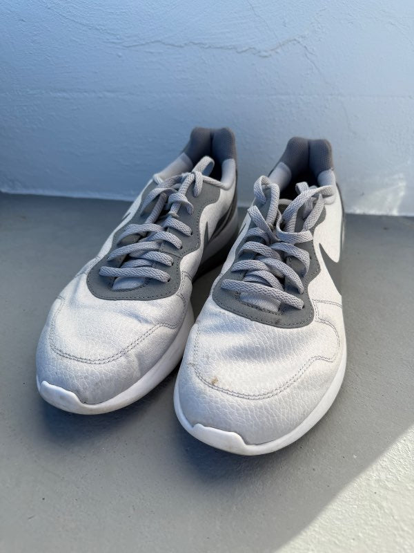 Nike íþróttaskór