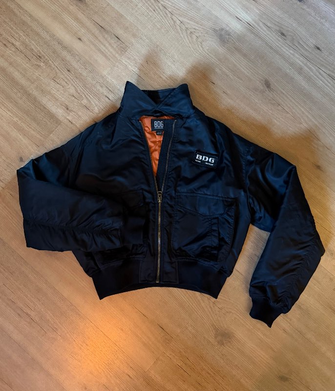 Urban outfitters bomber jakki