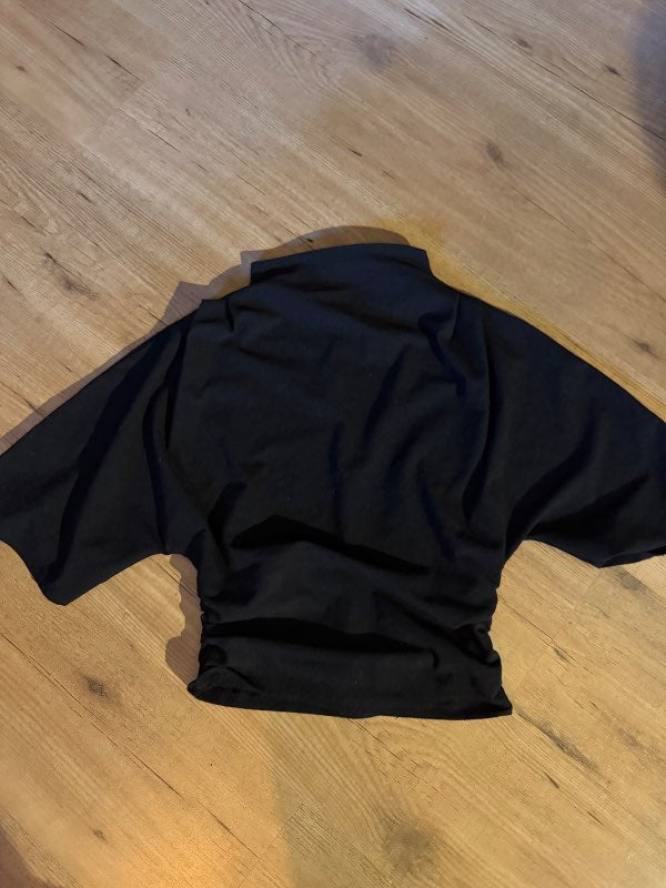 Svartur gina tricot bolur