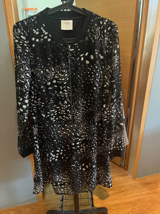 Vero Moda skyrtukjóll sv/hv