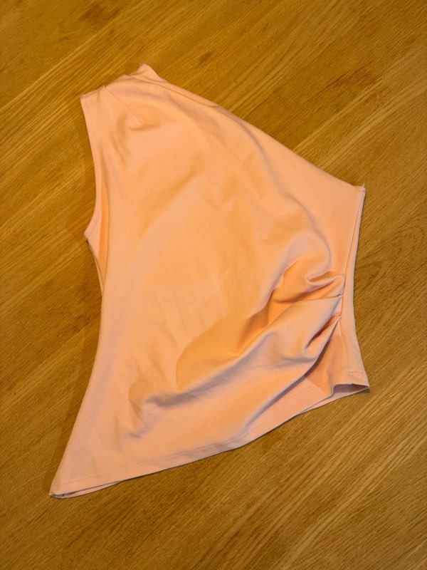 Bleikur off the shoulder bolur