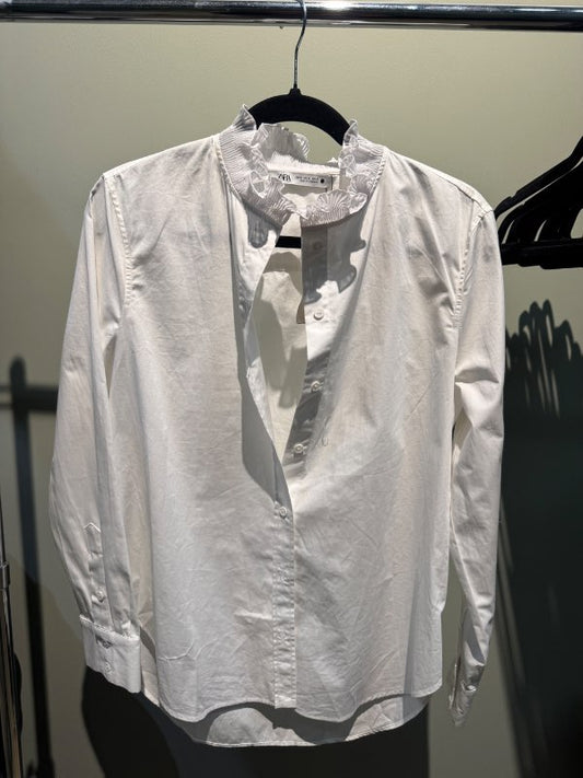 Zara ny skyrta