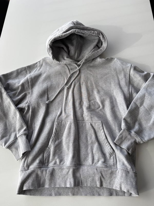 Aritzia grá hettupeysa