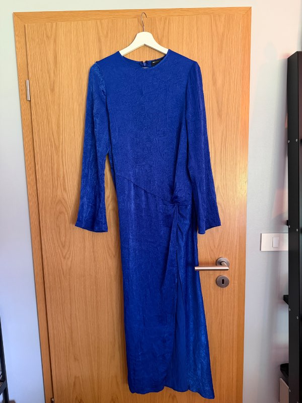 Asos blár langur kjóll