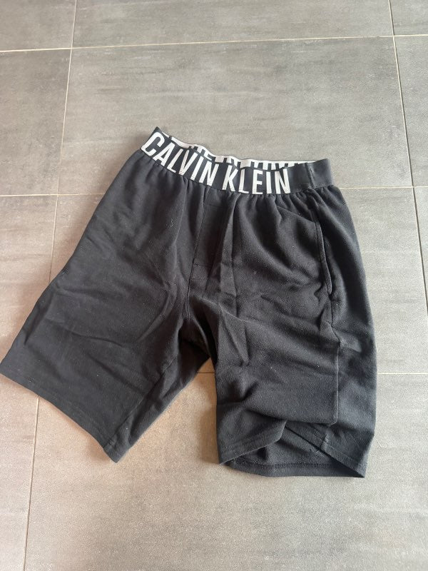 Calvin Klein stuttbuxur