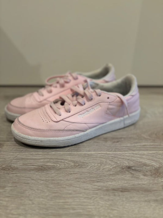 Bleikir reebok skór