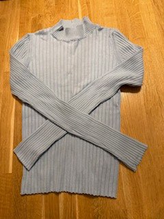 Ljósblár langermabolur