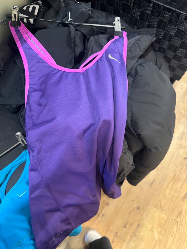 Nike bolur