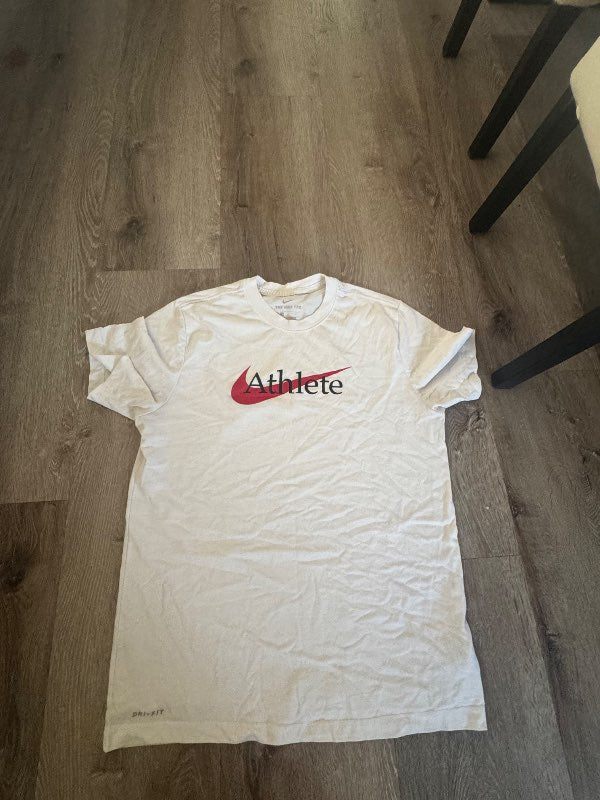 Nike hvítur bolur