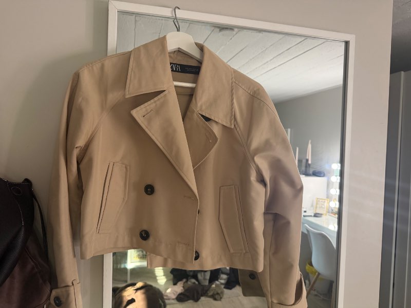 Beige jakki