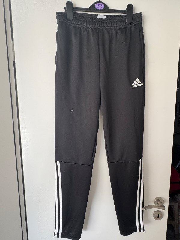 Adidas buxur