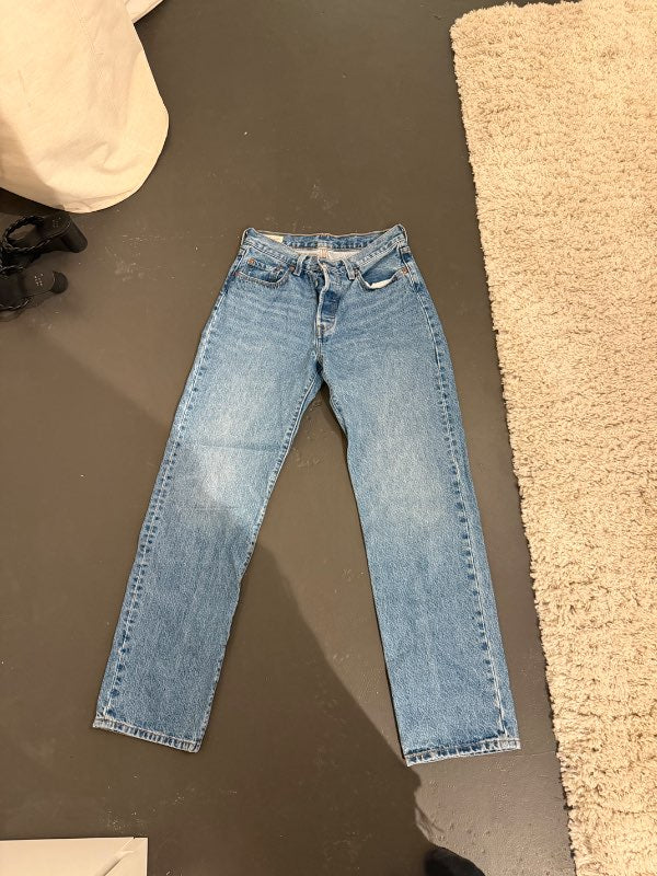 Levis 501 ‘90s gallabuxur